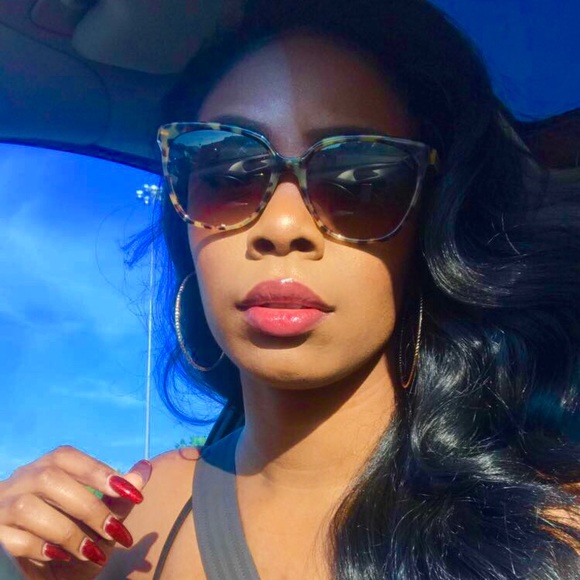 Meet your Posher, Chan - Picture 3 of 3